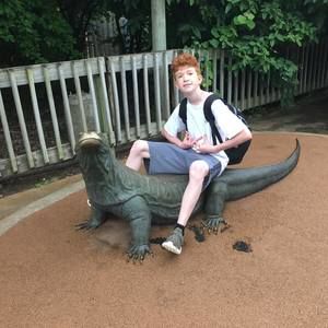 Meet your Posher, Clint